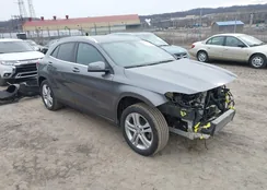 WDCTG4GB1JJ372685: 44497010