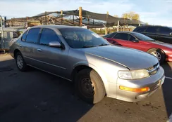 JN1CA21D4XT216677: 44497082