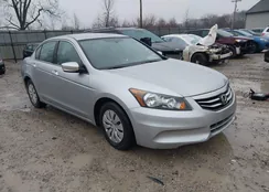 1HGCP2F39BA103647: 44497974