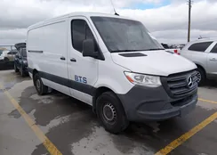 WD4PF0CD8KP025501: 44500296