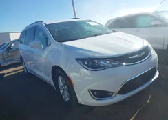 2C4RC1BG1JR144632: 43531300