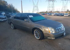 1G6KD5E61BU122307: 43556460