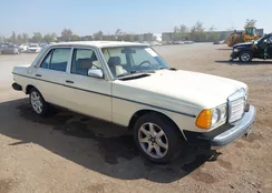 WDBAB23A2BB218137: 43558425