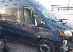 1FTYR3XM9KKB32863: 43561879