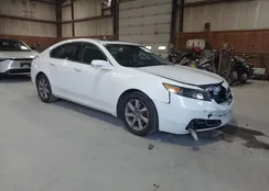 19UUA8F28DA011903: 43570335