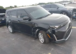 KNDJ23AU9P7845271: 43571433