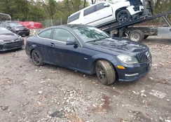 WDDGJ5HB3CF817453: 43578643