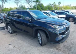 5TDYARAH8RS538092: 43588201