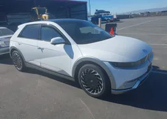 KM8KRDAF4NU080813: 43596398