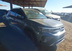 3VVEX7B28RM084833: 43597509