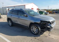 1C4PJMDB0HW556817: 43597928