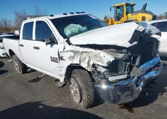 3C6UR5CLXJG405653: 43605572