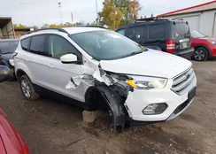 1FMCU0GD9JUD07375: 43612763