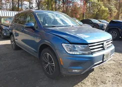 3VV2B7AX2JM124116: 43627359