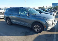 3VV3B7AX0JM055043: 43633725