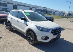 1FMCU0GD8JUD58267: 43643797