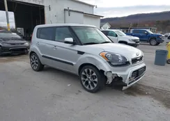 KNDJT2A67D7776522: 43644261