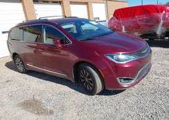 2C4RC1BG3JR120073: 43647791