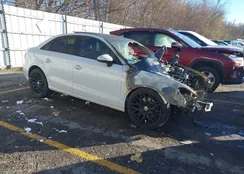 WAUBFGFFXF1002768: 43658769