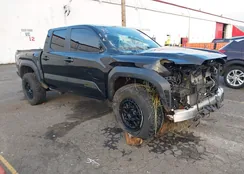 3TMLB5JNXRM031765: 43669771