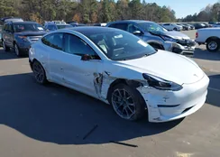 5YJ3E1EBXLF637482: 43677042