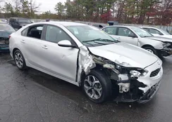 3KPF24AD7KE062714: 43696200