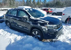 3VV8X7B27RM080298: 43709292