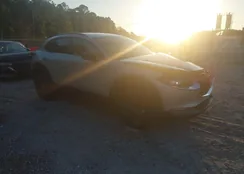 3MVDMBBM8RM697606: 43720142