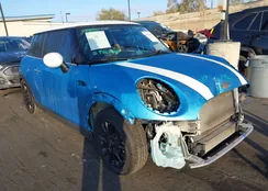 WMWXM5C51F3A57824: 43726372