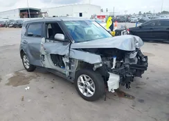 KNDJ23AU5P7881796: 43728573