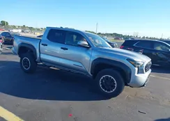 3TYLB5JN3RT005464: 43729465