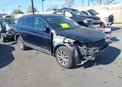 3VV2B7AX2JM075273: 43735867