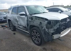 JTEZU5JR3L5225635: 43752796