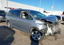 5TDKK3DC0CS244189: 43790500