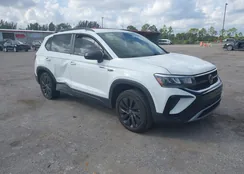 3VVCX7B2XPM304428: 43791228