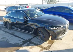 WBY43AW04PFP55437: 43810137