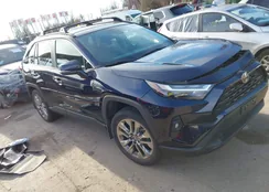 2T3A1RFV6SW501272: 43810656