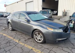 19UUA8F22AA005977: 43817889