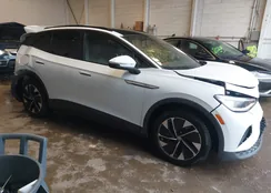 WVGTMPE22MP028136: 43833117