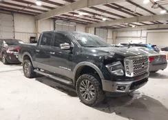 1N6AA1E5XJN506495: 43835772