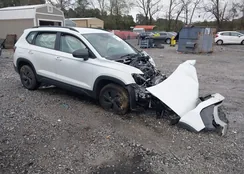 3VV5C7B28SM042700: 43838657