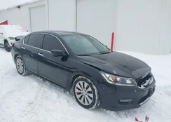 1HGCR2F84EA302860: 43838892