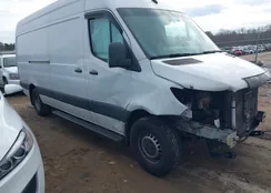 W1W5DCHY9MT050278: 43840156