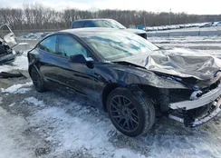 5YJ3E1EA3SF969396: 43844534