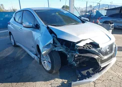 1N4AZ1CP5JC301121: 43849001