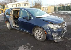 2C4RC1BG0KR554792: 43851968