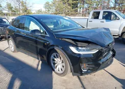 5YJXCBE2XMF310384: 43856065