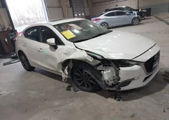 3MZBN1W39JM172542: 43858379