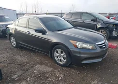 1HGCP2F68CA241305: 43859895