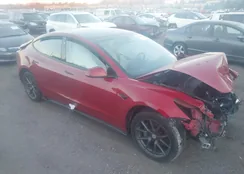 5YJ3E1EB3NF197866: 43873385